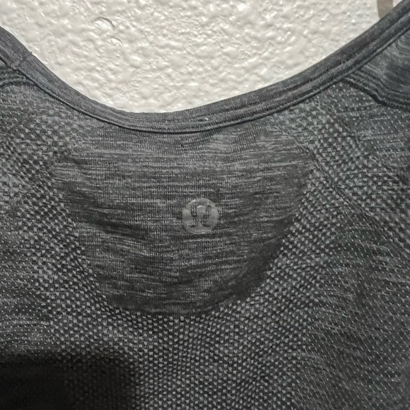 Lululemon Tank Top - Picture 2 of 3
